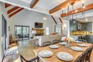 House (3 Bedrooms) | Interior - Sunny Big Canoe Home w/ Views & Screened Porch (Jasper)