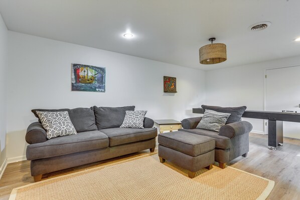 House (3 Bedrooms) | Interior - Sunny Big Canoe Home w/ Views & Screened Porch (Jasper)