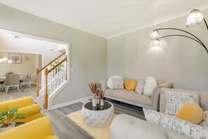 House (4 Bedrooms) | Interior - Sunny Lithonia Home ~ 7 Mi to Stone Mountain Park! (Lithonia)