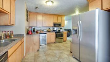 Rumah (5 Bedrooms) | Interior