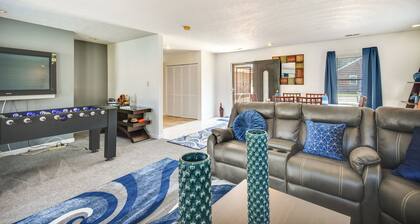 Centrally Located Hampton Home: 6 Mi to Downtown!