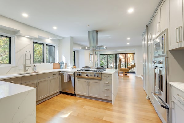 House (3 Bedrooms) | Interior - Mid-century Modern Luxe Retreat w/ Hot Tub & Decks (Atlanta)