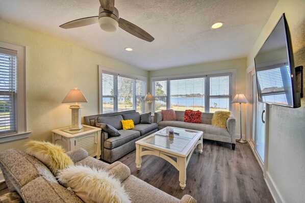 House (3 Bedrooms) | Interior - Portsmouth Waterfront Vacation Rental w/ Deck (Portsmouth)