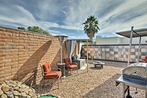 Interior - Tucson Home W/landscaped Backyard Patio & Fire Pit (Tucson)