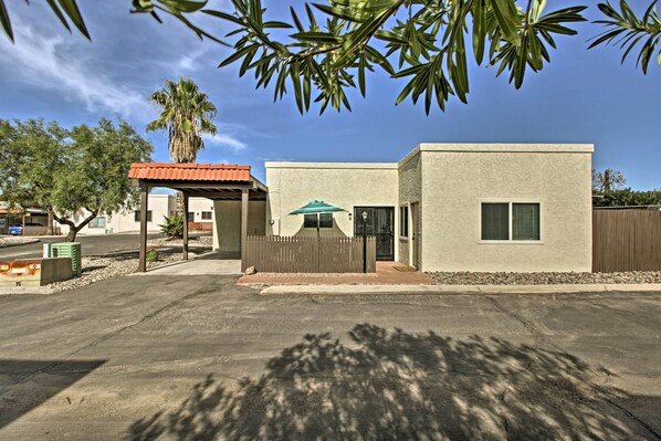 House (2 Bedrooms) | Interior - Tucson Home W/landscaped Backyard Patio & Fire Pit (Tucson)