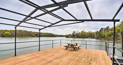 Lakefront Lavonia Cottage w/ 2-story Dock!