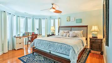 3 bedrooms, iron/ironing board, bed sheets