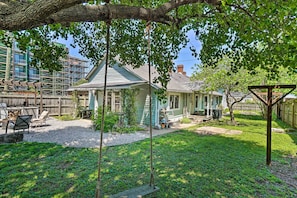 Terrace/patio - Cute Nashville Getaway: Walk to Cafes & Pubs! (Nashville)