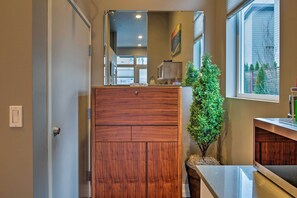 Apartment (0 Bedroom) | Interior - 2 Mi to Dtwn Ballard: Sleek Studio Near Shops (Seattle)