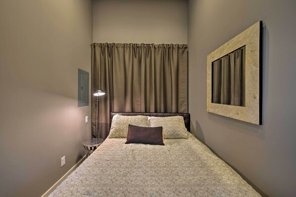 Apartment (0 Bedroom) | Interior