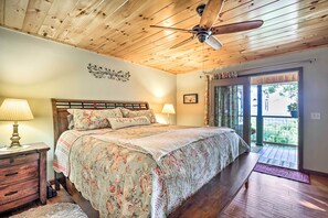 Interior - Hiawassee Home w/ Fire Pit & Furnished Deck! (Hiawassee)