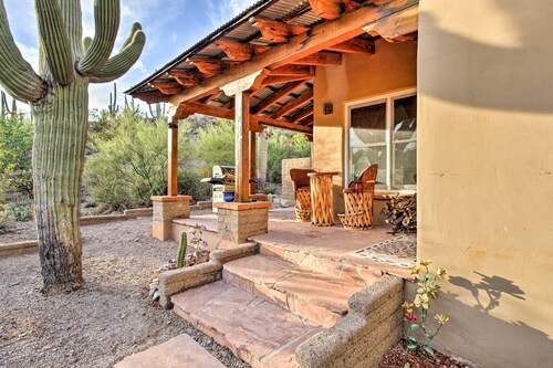 'La Roca' - Tucson Casita w/ Mtn View on 10 Acres!