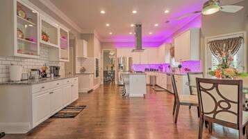 Rumah (4 Bedrooms) | Interior