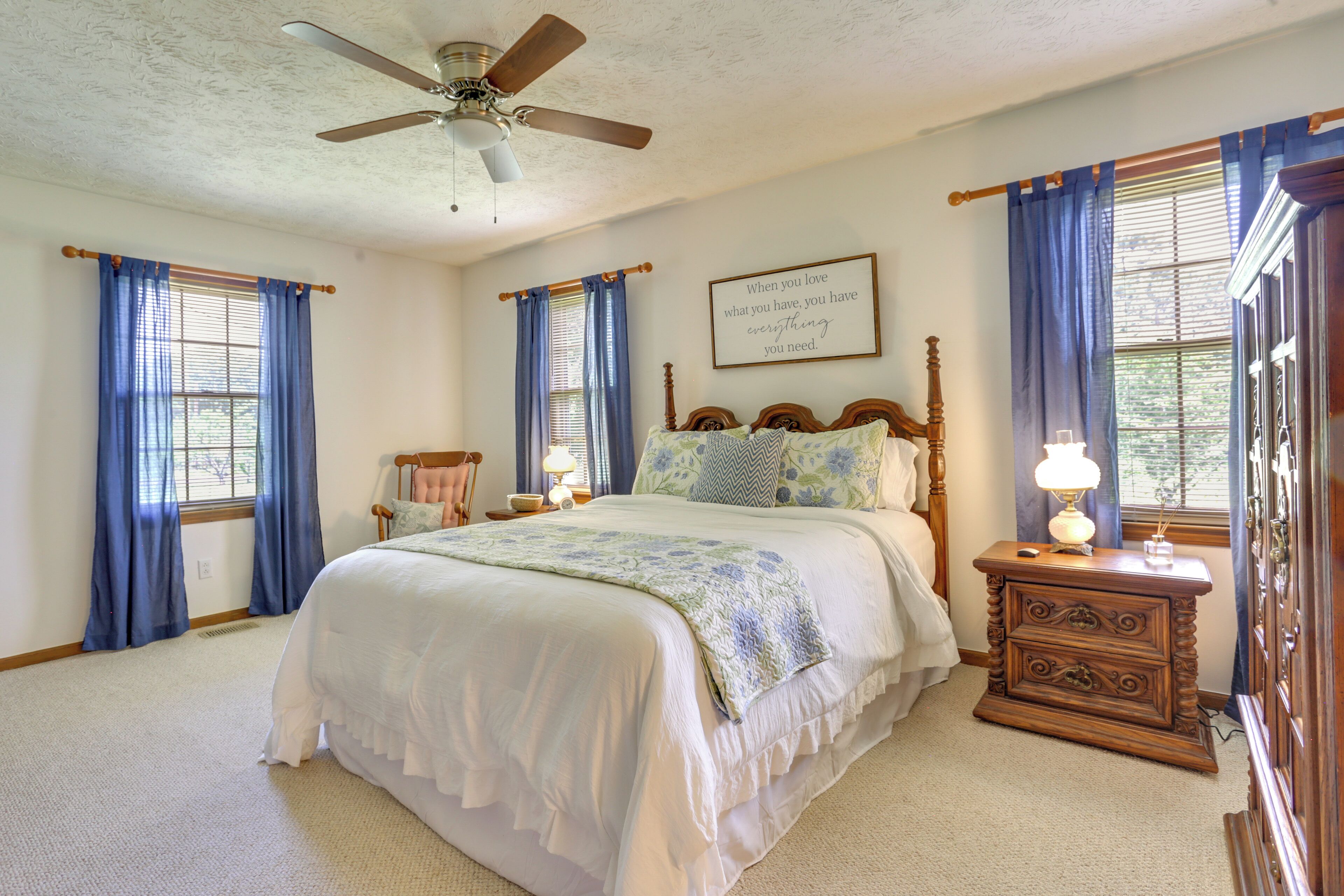 House (3 Bedrooms) | Interior