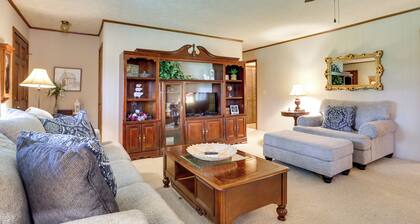 Cozy Georgia Getaway w/ Deck, Grill & Fire Pit!