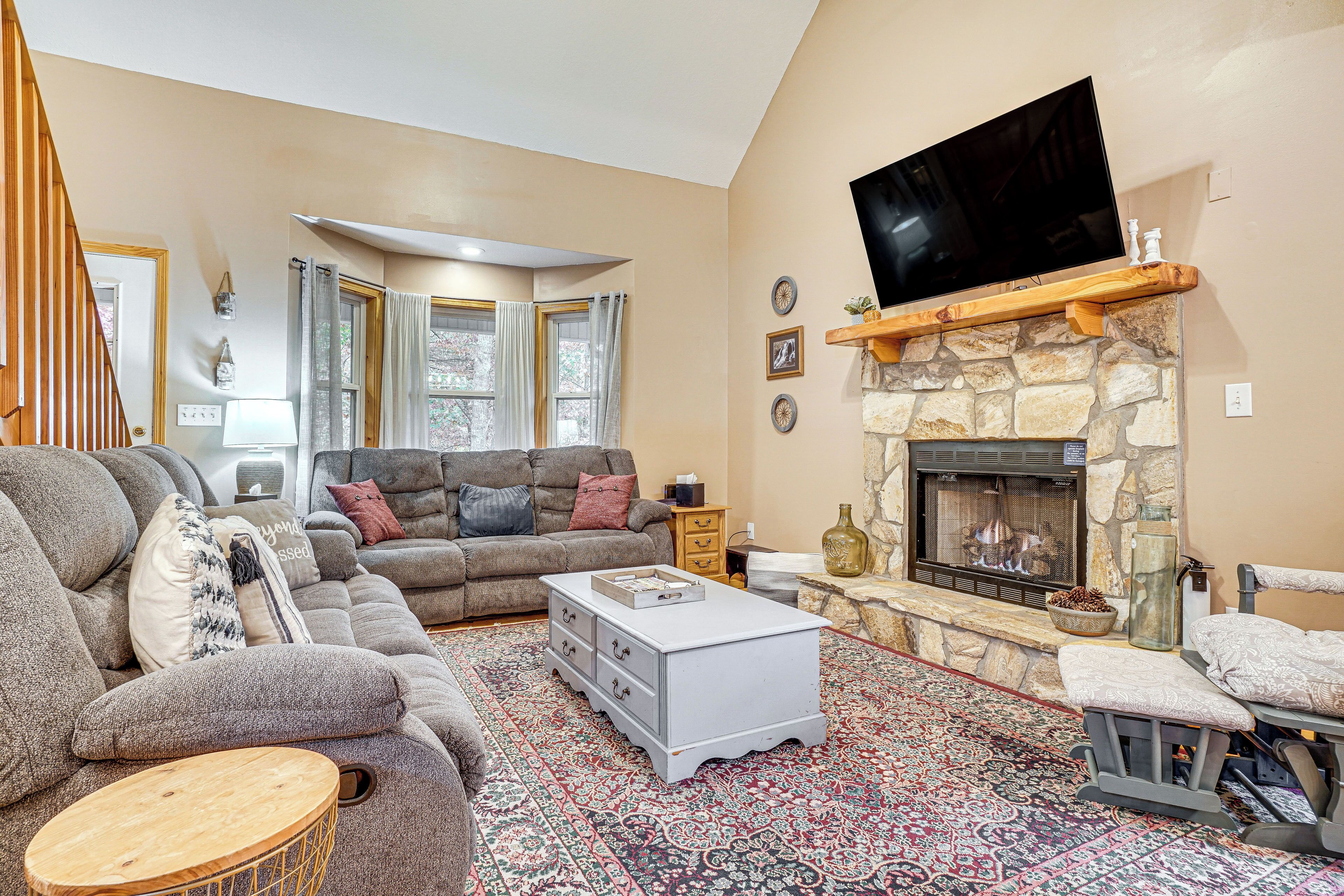 House (4 Bedrooms) | Front of property