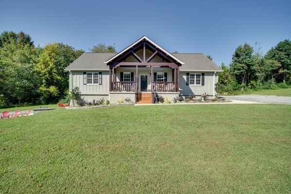 Apartment (1 Bedroom) | Interior - Ground-floor Retreat Only 1 Mi to Cloudland Canyon (Rising Fawn)