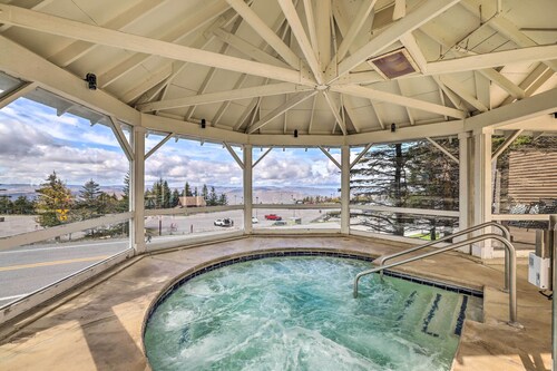 Ski-in/out Condo in Snowshoe Mountain Resort!