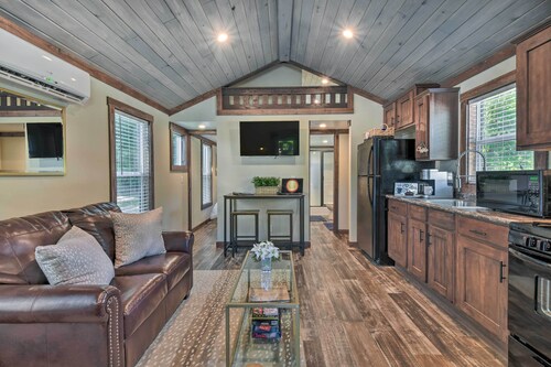 Morganton Tiny Home < 5 Mi to Blue Ridge Lake