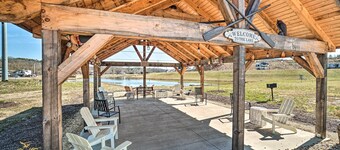 Morganton Tiny Home < 5 Mi to Blue Ridge Lake