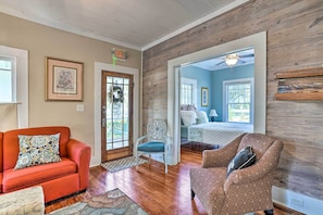 Cottage (2 Bedrooms) | Interior