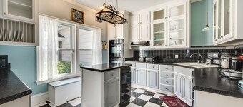 Pet-friendly Fort Valley Home w/ Private Pool