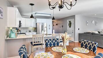 Rumah (4 Bedrooms) | Interior