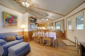 Hus (2 Bedrooms) | Interiör