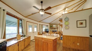 House (2 Bedrooms) | Interior - Mountain Resort Home w/ Views, By Sky Valley Golf! (Dillard)
