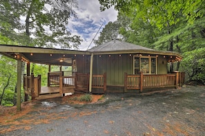 A wooden cabin with a porch, surrounded by trees. - Mountain Resort Home w/ Views, By Sky Valley Golf! (Dillard)