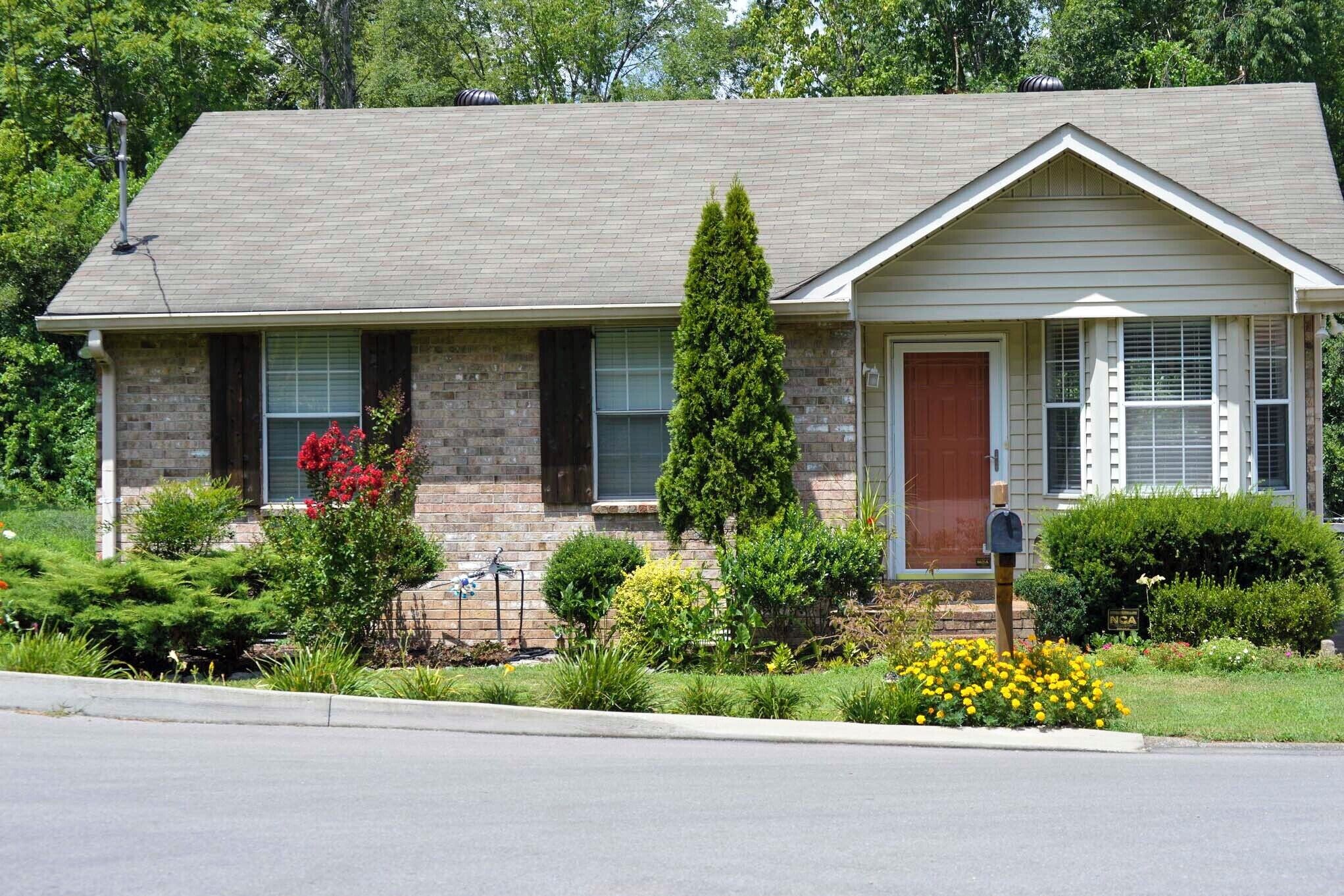 House (3 Bedrooms) | Front of property