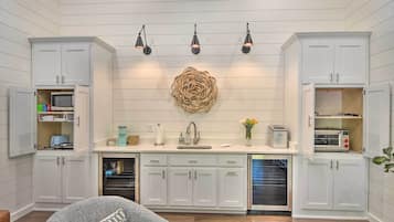 Cottage (2 Bedrooms) | Interior