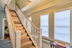 Cottage (3 Bedrooms) | Interior - Pet-friendly Natchez Home: Walk to Downtown! (Natchez)