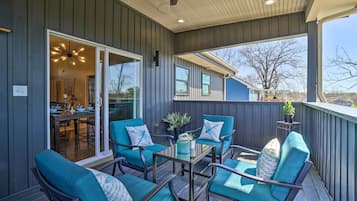 House (4 Bedrooms) | Front of property