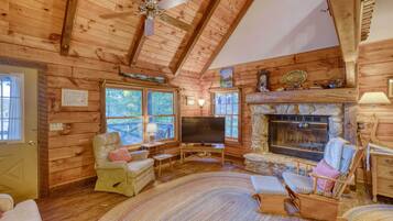 Rumah (2 Bedrooms) | Interior