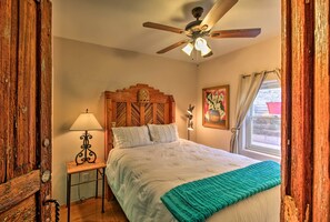 House (1 Bedroom) | Interior - 'esperanza' Quaint Tucson Home w/ Hot Tub & Patio (Tucson)