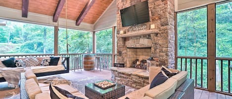 House (1 Bedroom) | Interior