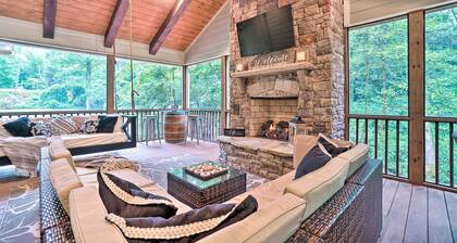 Hootenanny at Horton Creek: Creekside Escape!