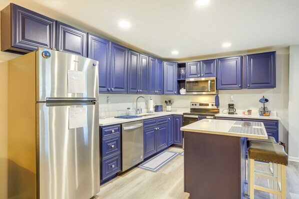 Apartment (1 Bedroom) | Interior - Conyers Vacation Rental w/ Pool: 5 Mi to Olde Town (Conyers)