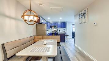 Apartment (1 Bedroom) | Interior