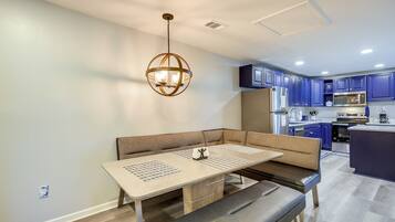 Apartment (1 Bedroom) | Interior