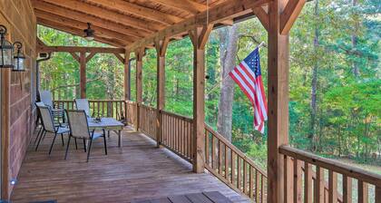 Peaceful Tignall Cabin on Strom Thurmond Lake!