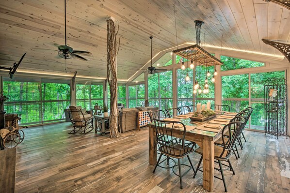 Interior - Hiawassee Getaway w/ Hot Tub, Deck & Lake Access! (Hiawassee)