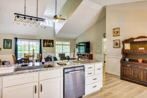 Nhà (3 Bedrooms) | Nội thất