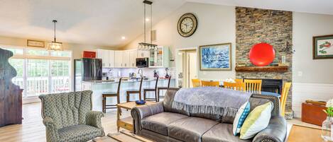 House (3 Bedrooms) | Front of property