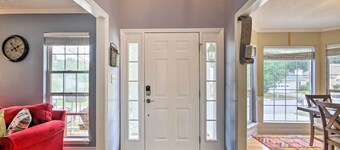 Martinez Retreat w/ Seasonal Pool: 9 Mi to Masters