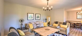 Mod 'stable House' on 10 Acres, Walk to Lake!