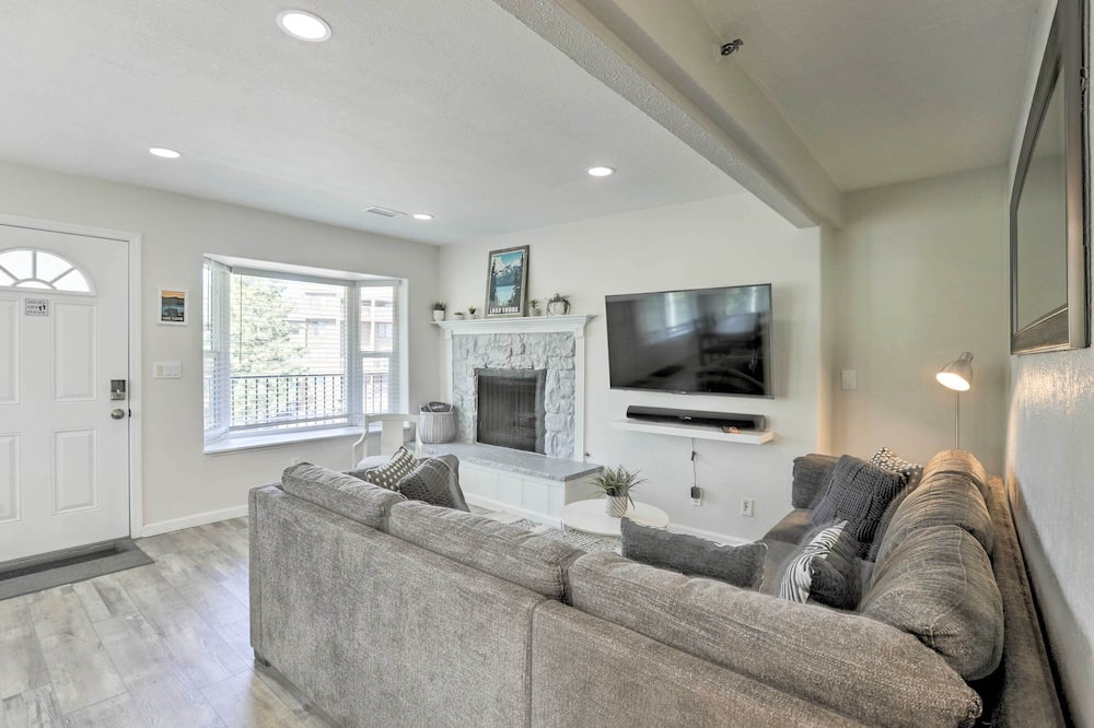< 1 Mi to Slopes! 'heavenly Daze Chalet' in Tahoe - South Lake Tahoe, CA