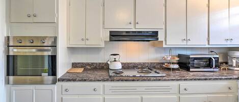 Talo (4 Bedrooms) | Sisätilat