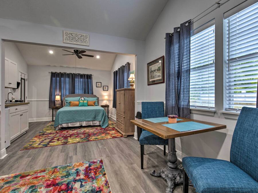 Apartment (0 Bedroom) | Interior